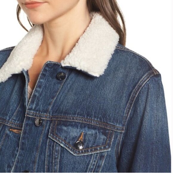 NWT Good American Trucker Boyfriend Denim Sherpa Button Down Jacket size 00/ XS - Picture 3 of 16